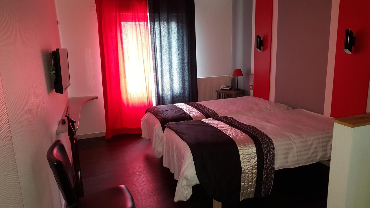 Hotel L Ander Saint-Flour  Exteriör bild